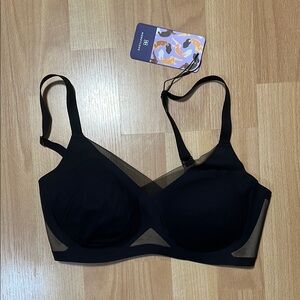 Honeylove Black Liftwear crossover bra NWT small